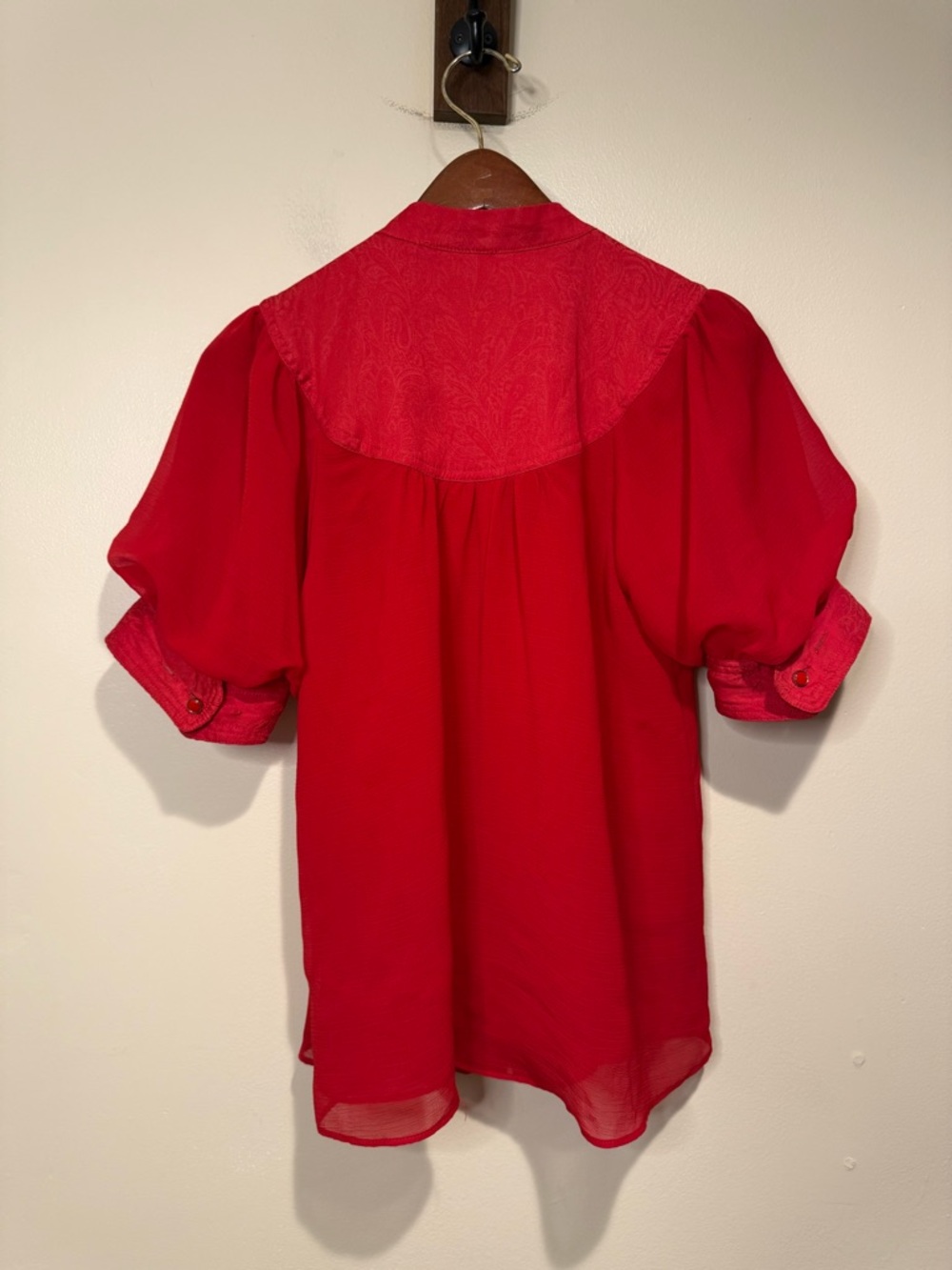 Maeve by Anthropologie Red Puff Sleeve Blouse Scarlett Red Lavoie Button Down 2 - Picture 9 of 10